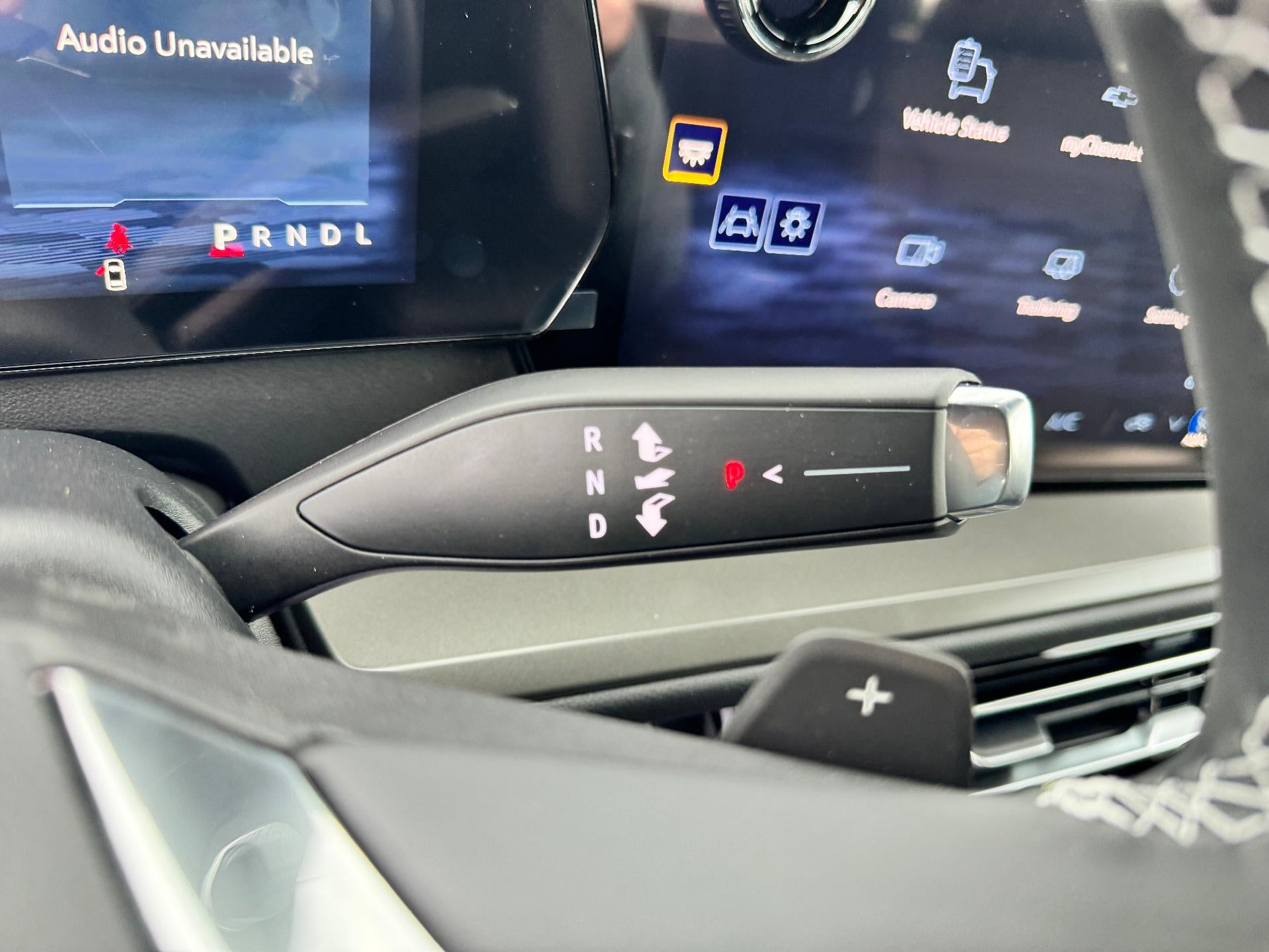 2026 Chevrolet Traverse LT / AWD / MIDNIGHT PCKG / SURROUND VISION / ADAPTIVE CRUISE