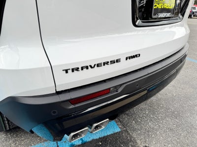 2026 Chevrolet Traverse LT / AWD / MIDNIGHT PCKG / SURROUND VISION / ADAPTIVE CRUISE