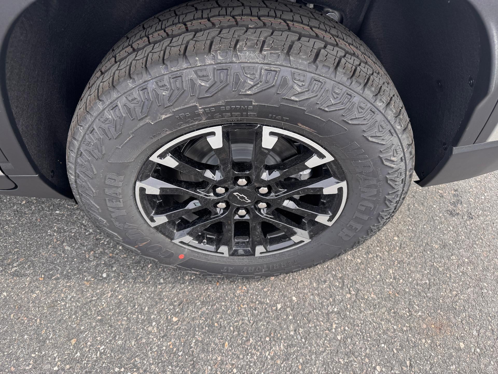 2026 Chevrolet Traverse Z71 OFF ROAD / AWD / 2.5 TURBO / PANO SUNROOF / SURROUND VISION / ADAPTIVE CRUISE