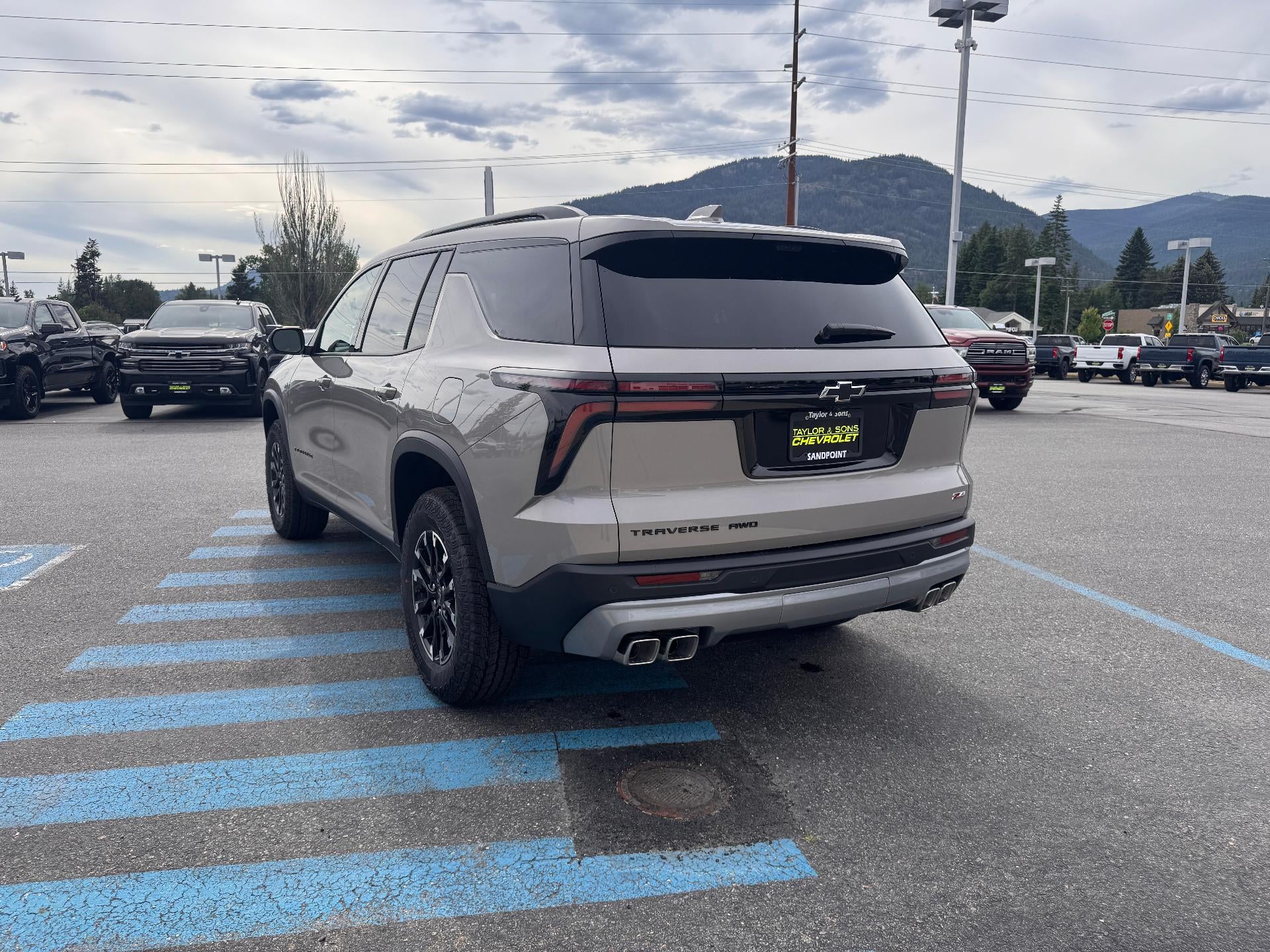 2026 Chevrolet Traverse Z71 OFF ROAD / AWD / 2.5 TURBO / PANO SUNROOF / SURROUND VISION / ADAPTIVE CRUISE