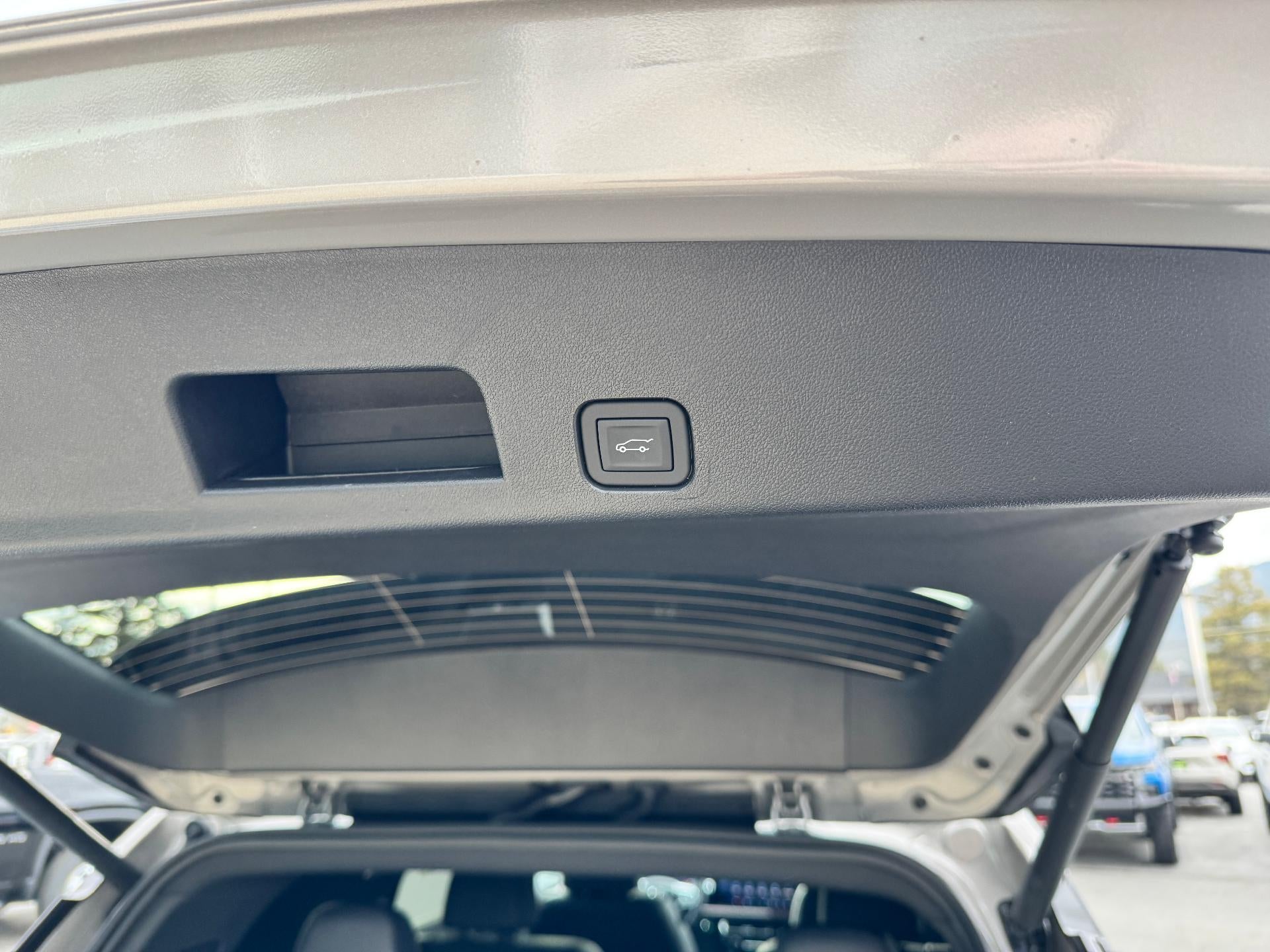 2026 Chevrolet Traverse Z71 OFF ROAD / PANO SUNROOF / ADAPTIVE CRUISE / SURROUND VISION