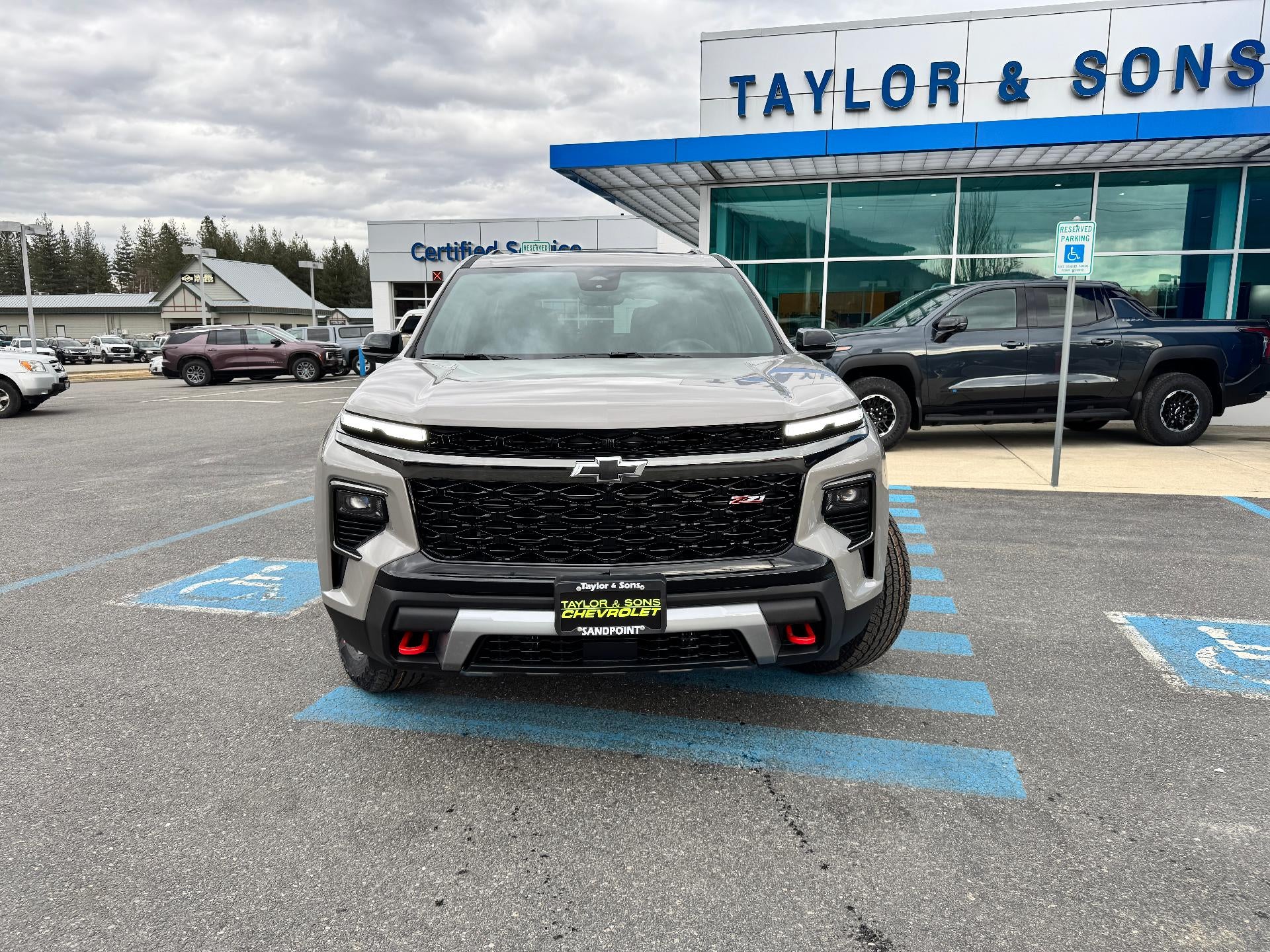 2026 Chevrolet Traverse Z71 OFF ROAD / PANO SUNROOF / ADAPTIVE CRUISE / SURROUND VISION