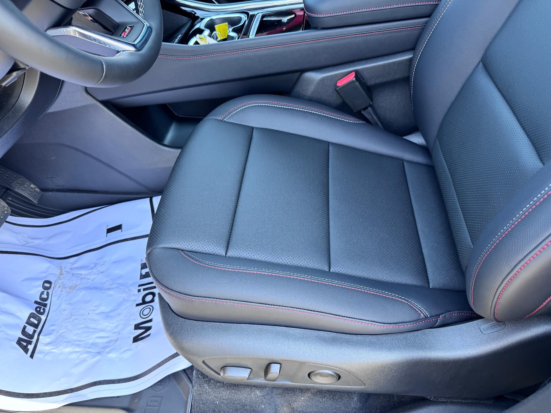 2026 Chevrolet Traverse Z71 OFF ROAD / AWD / 2.5 TURBO / PANO SUNROOF / SURROUND VISION / SUPER CRUISE