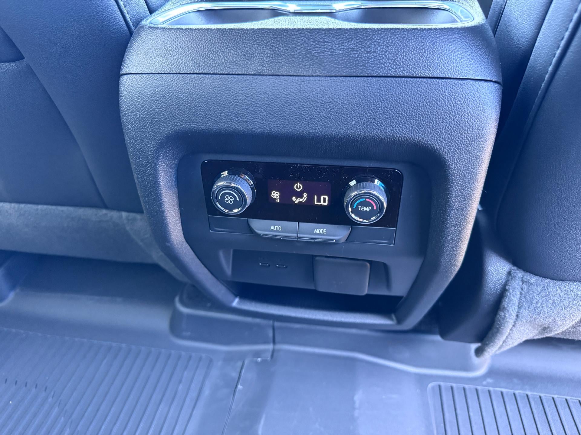 2026 Chevrolet Traverse Z71 OFF ROAD / AWD / 2.5 TURBO / PANO SUNROOF / SURROUND VISION / SUPER CRUISE