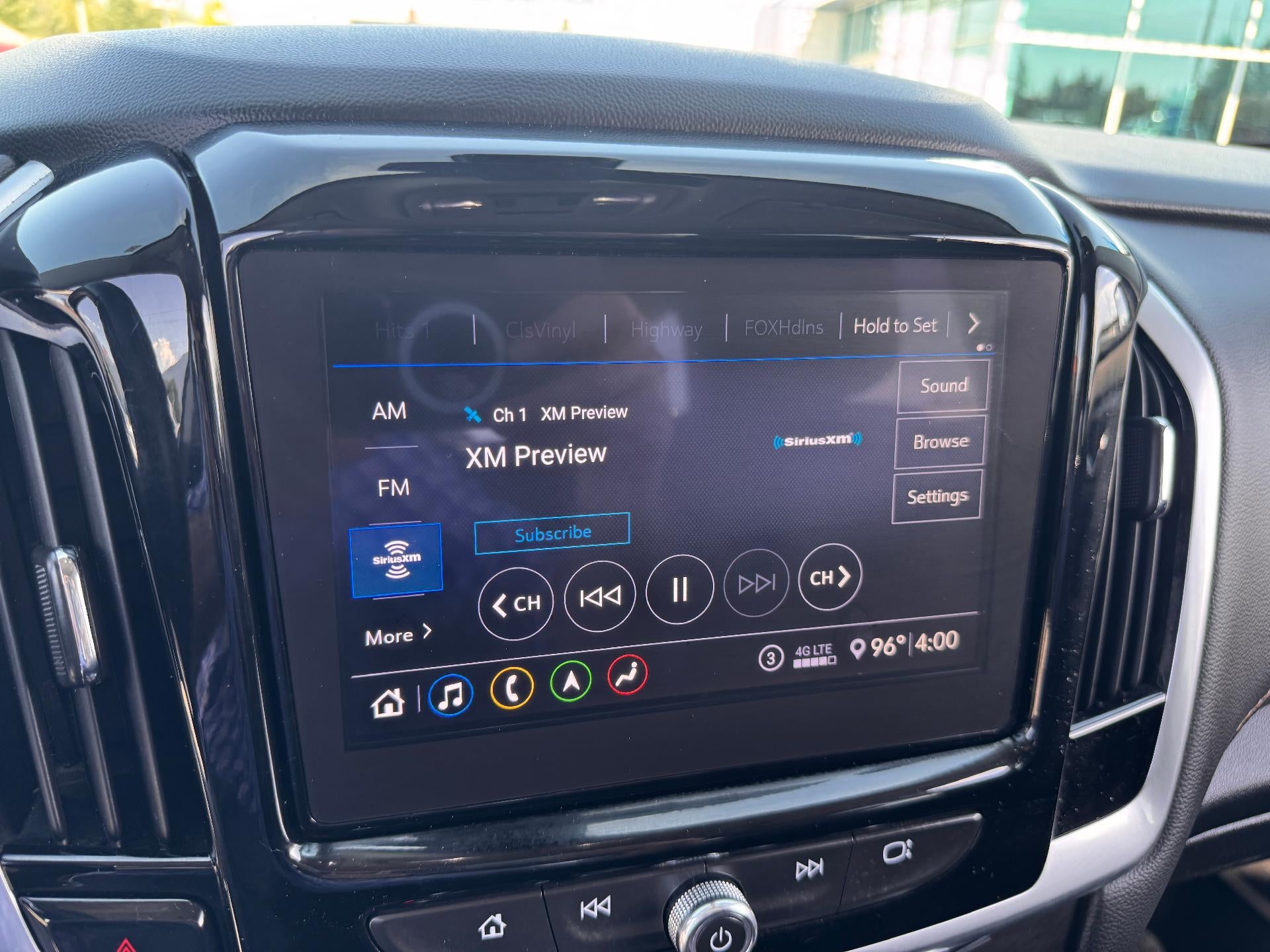 2020 Chevrolet Traverse RS / AWD / SUNROOF / NAVIGATION / MAX TOW PCKG / 1 OWNER