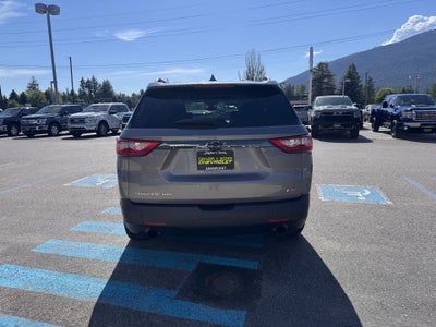 2020 Chevrolet Traverse RS / AWD / SUNROOF / NAVIGATION / MAX TOW PCKG / 1 OWNER