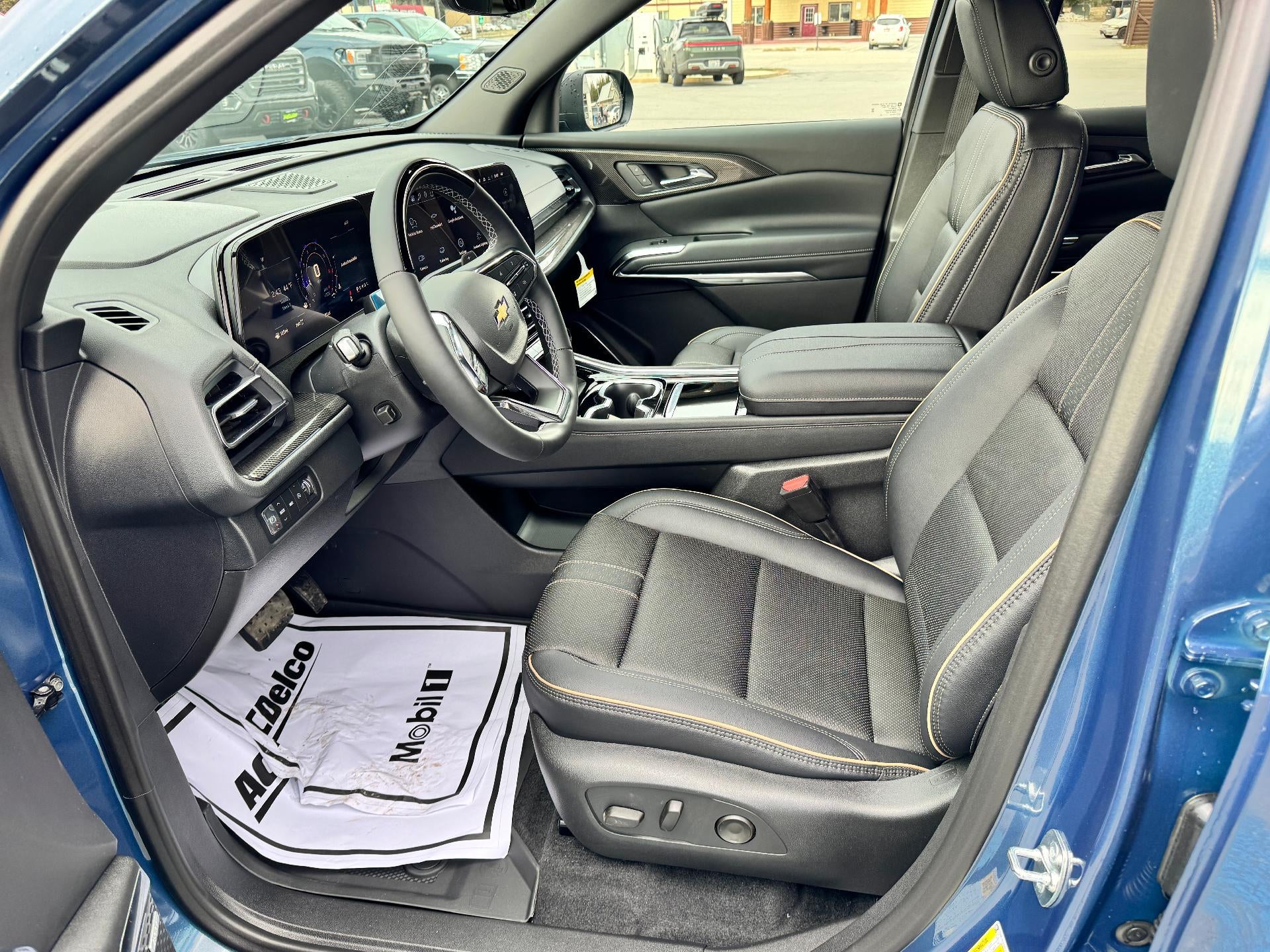 2026 Chevrolet Traverse HIGH COUNTRY / AWD / SUPER CRUISE / SURROUND VISION / PANO SUNROOF