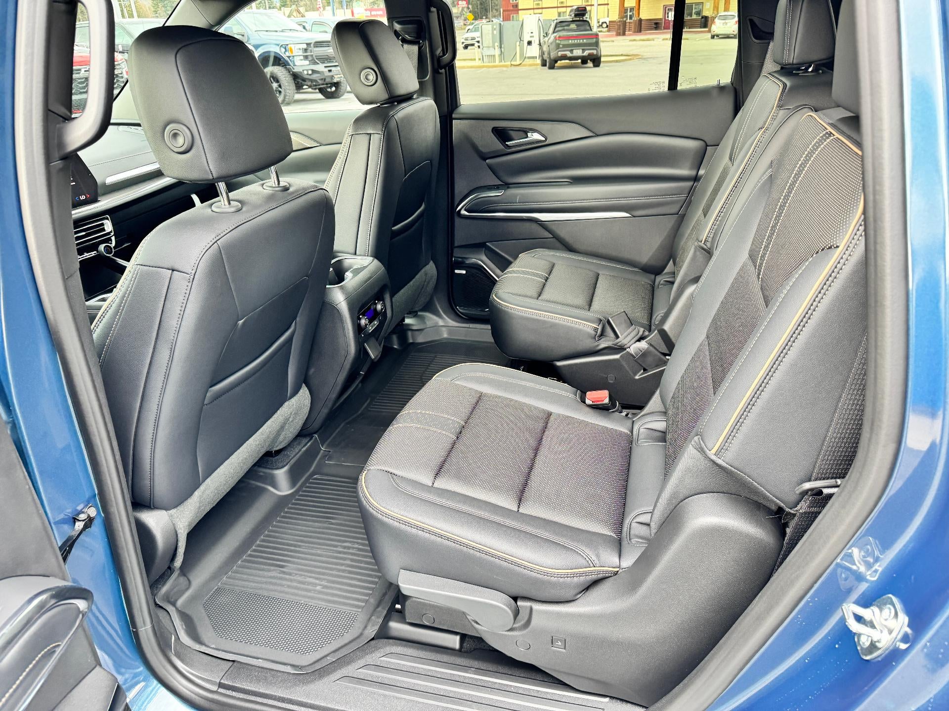 2026 Chevrolet Traverse HIGH COUNTRY / AWD / SUPER CRUISE / SURROUND VISION / PANO SUNROOF