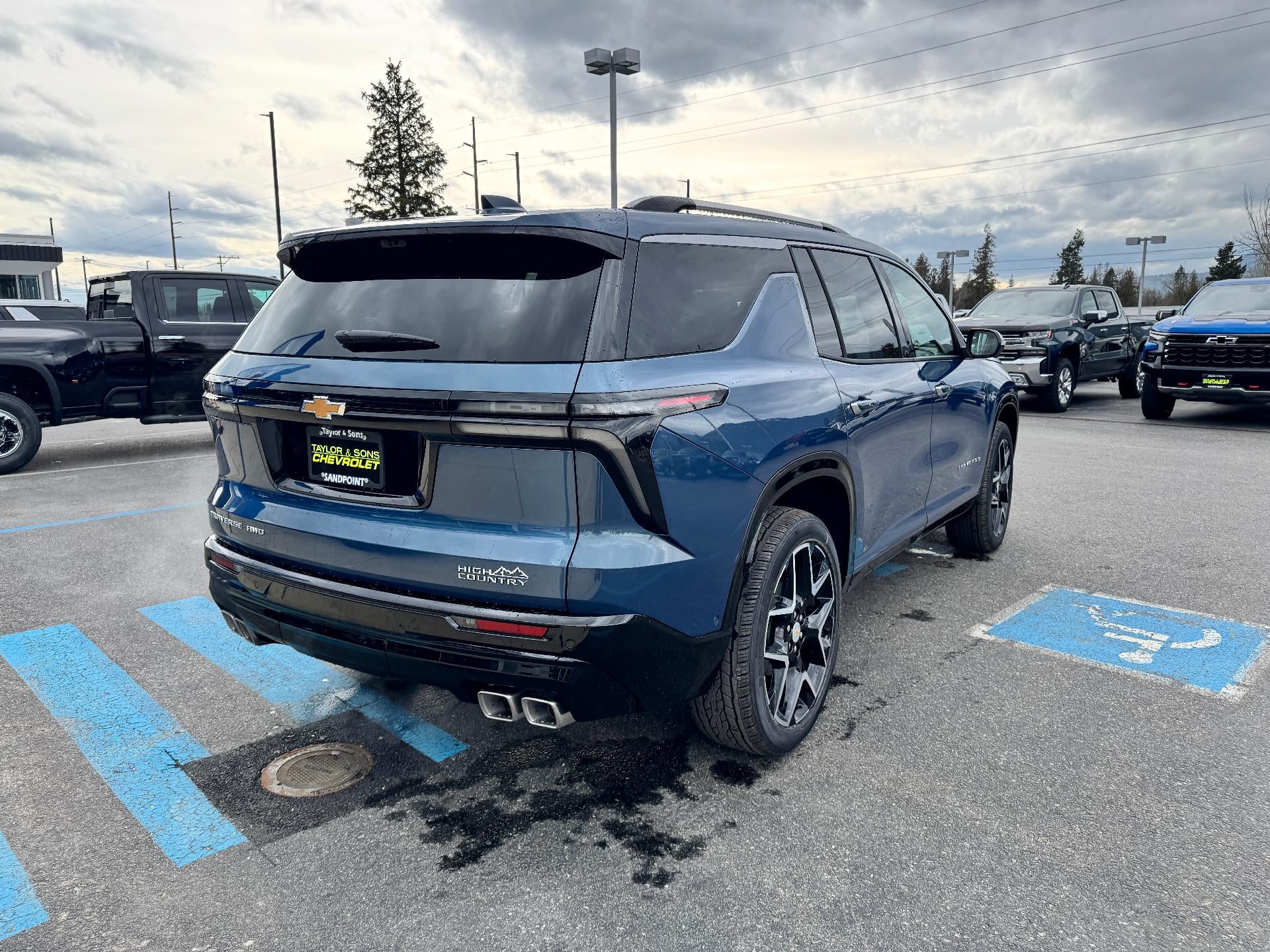 2026 Chevrolet Traverse HIGH COUNTRY / AWD / SUPER CRUISE / SURROUND VISION / PANO SUNROOF