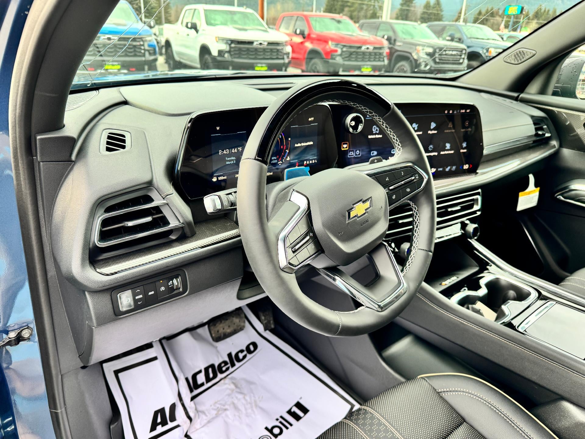 2026 Chevrolet Traverse HIGH COUNTRY / AWD / SUPER CRUISE / SURROUND VISION / PANO SUNROOF