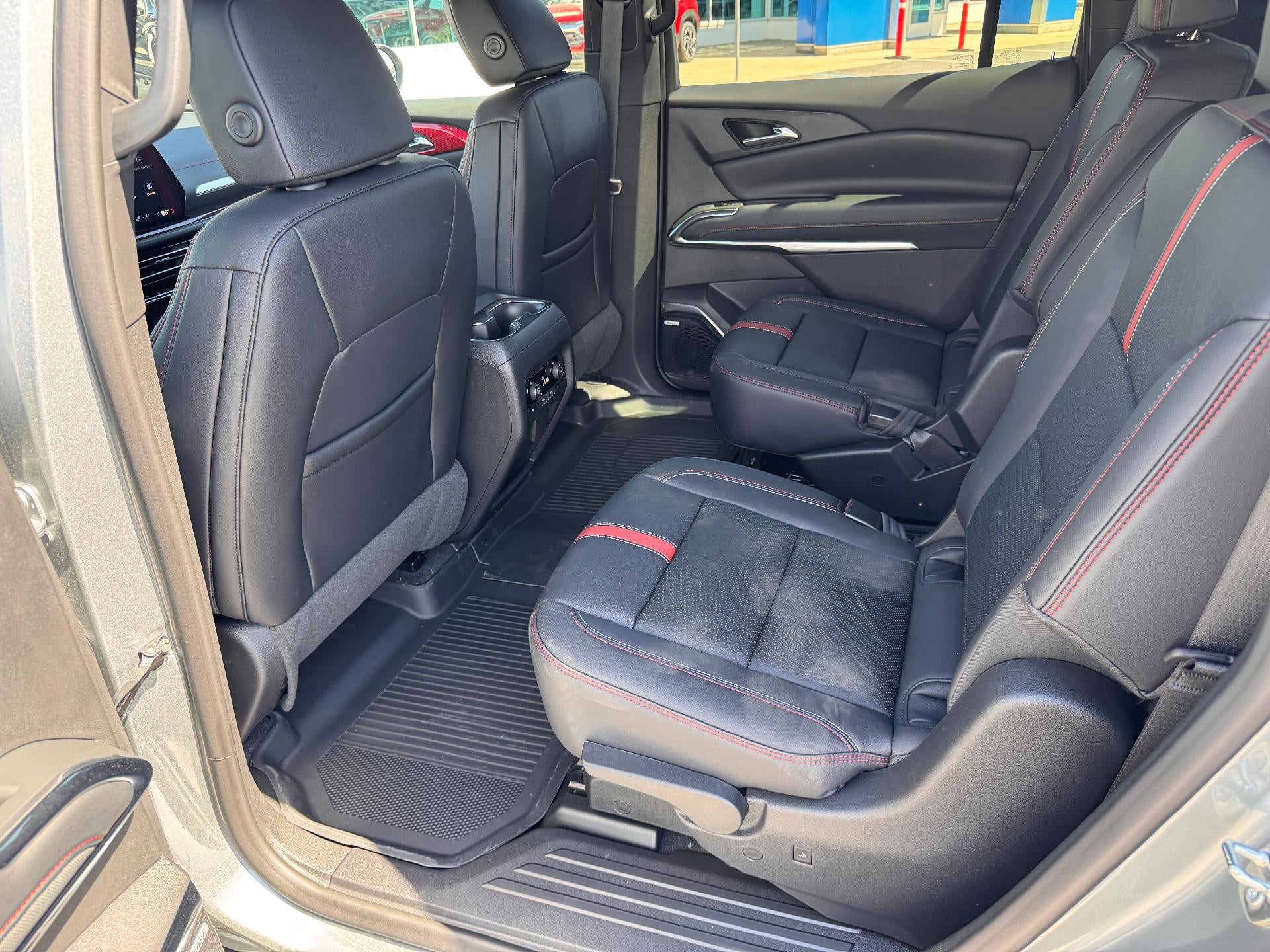 2026 Chevrolet Traverse RS / AWD / 2.5 TURBO / SUPER CRUISE / PANO SUNROOF