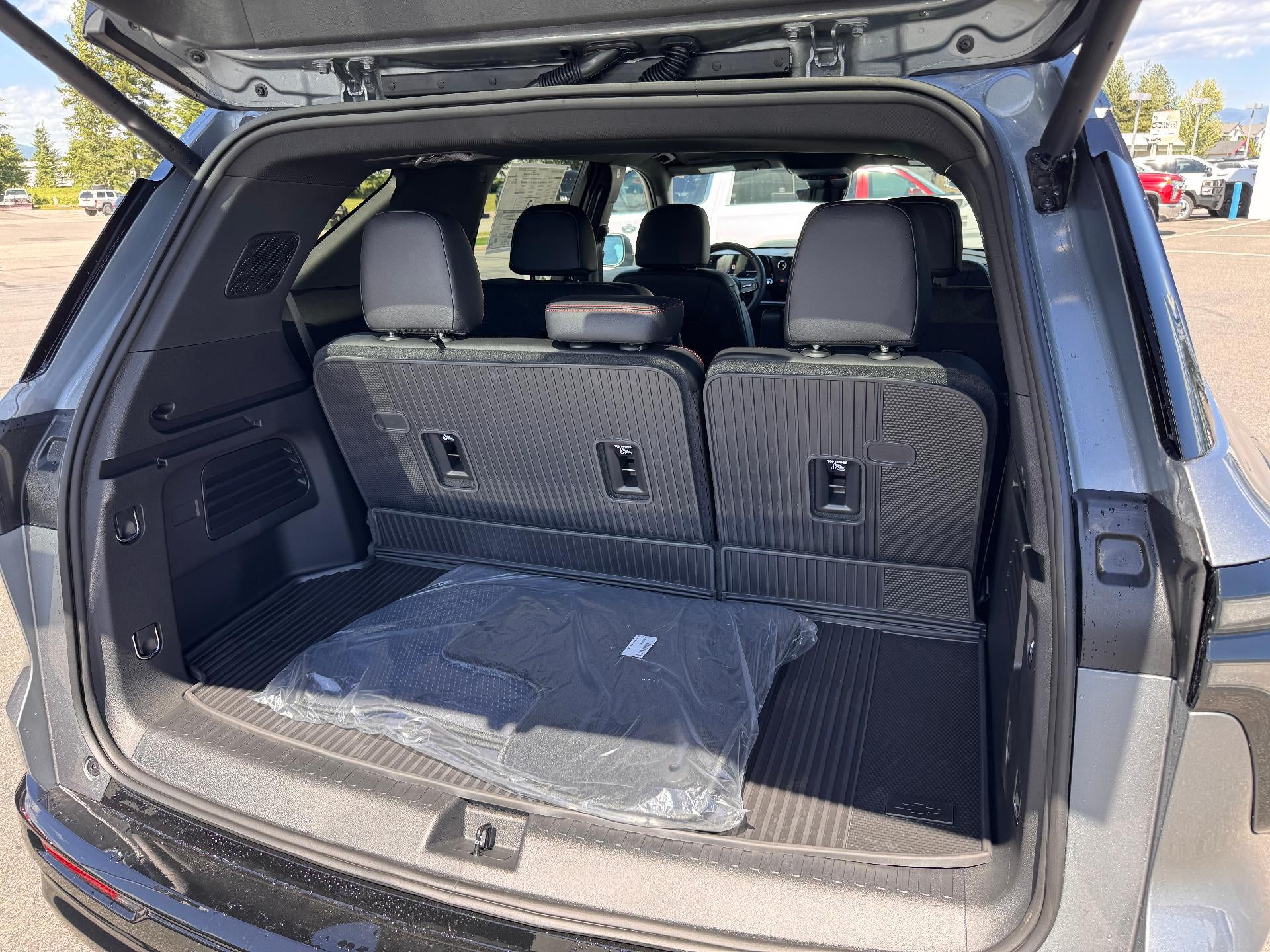 2026 Chevrolet Traverse RS / AWD / 2.5 TURBO / SUPER CRUISE / PANO SUNROOF