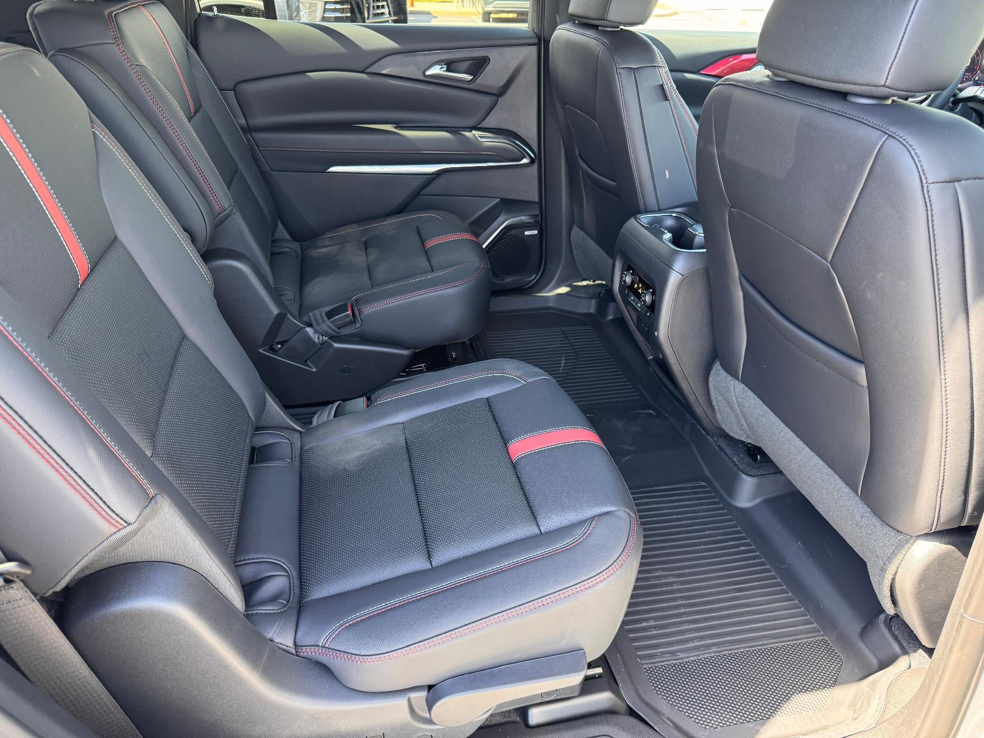 2026 Chevrolet Traverse RS / AWD / 2.5 TURBO / SUPER CRUISE / PANO SUNROOF
