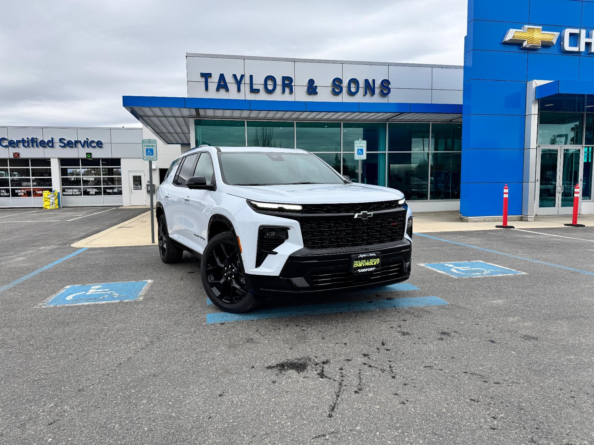 2026 Chevrolet Traverse RS / AWD / SUPER CRUISE / SURROUND VISION / PANO SUNROOF