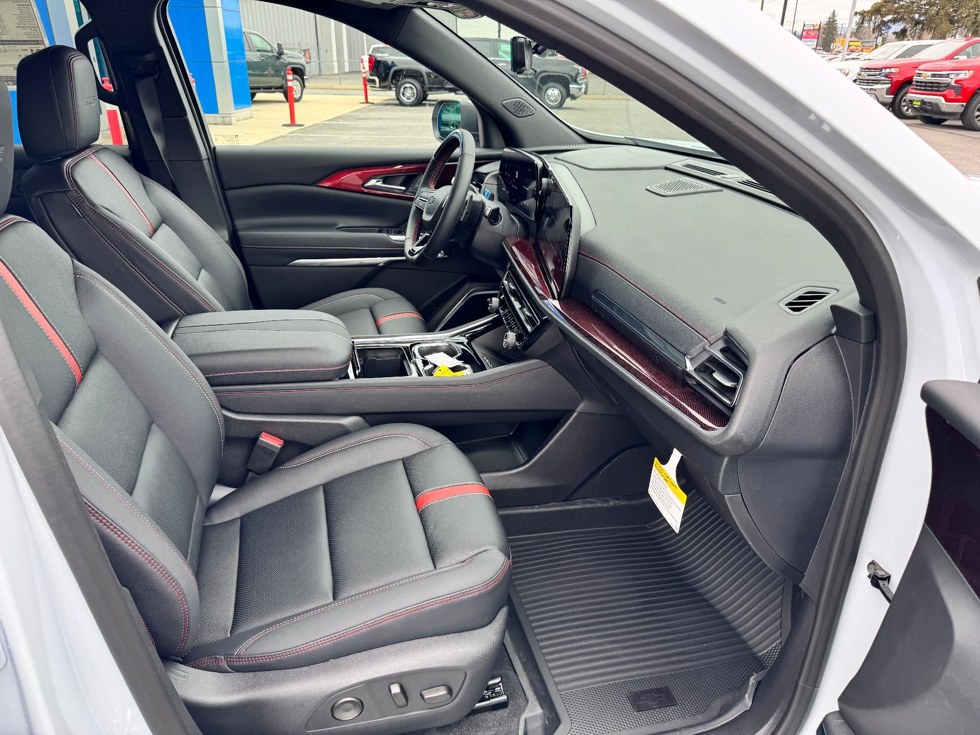 2026 Chevrolet Traverse RS / AWD / SUPER CRUISE / SURROUND VISION / PANO SUNROOF