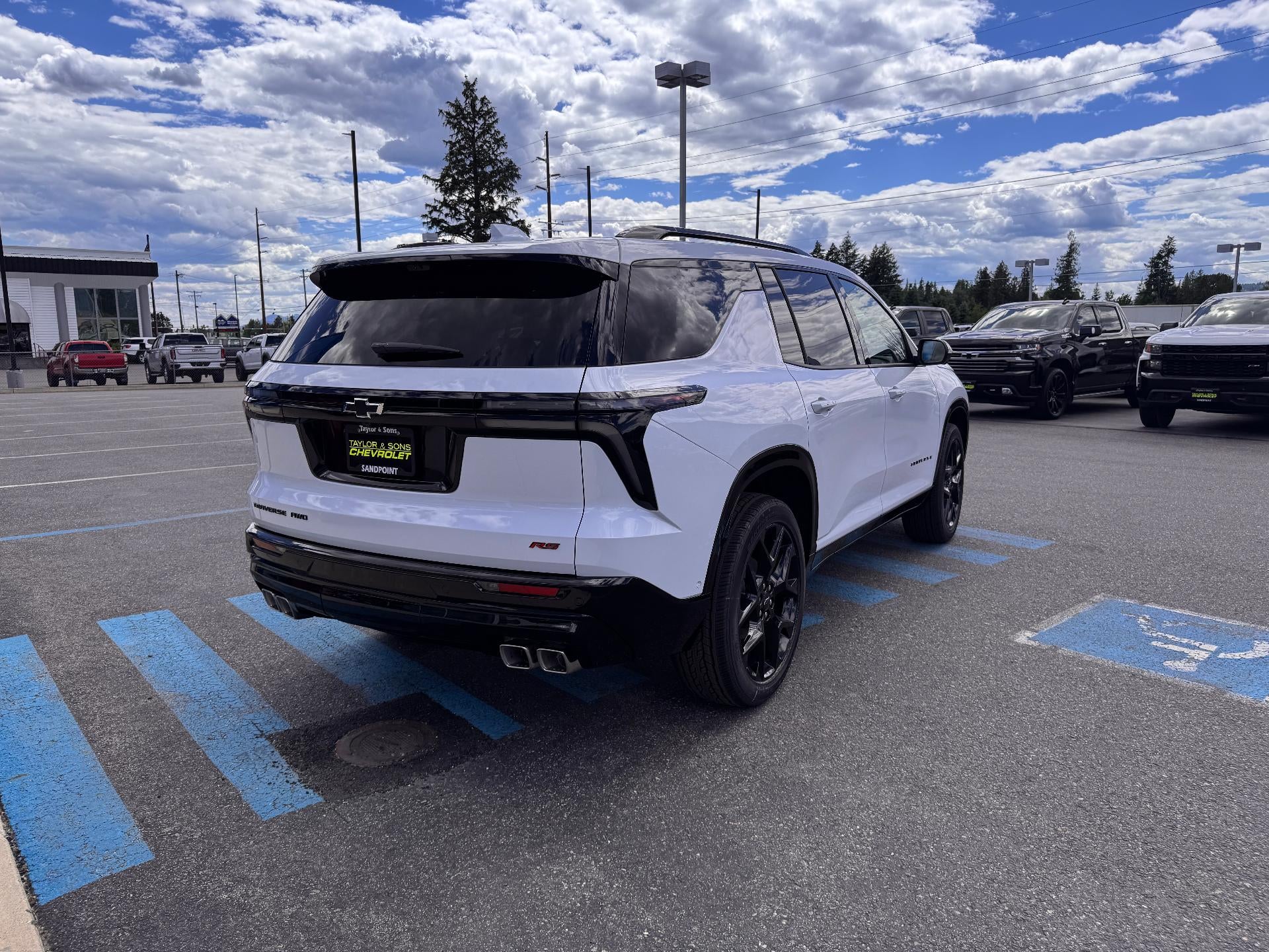 2026 Chevrolet Traverse RS / AWD / 2.5 TURBO / SUPER CRUISE / PANO SUNROOF