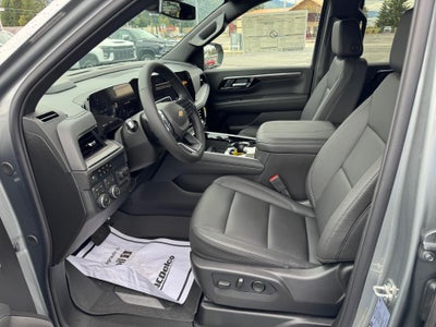 2026 Chevrolet Suburban LT / ADAPTIVE CRUISE / SURROUND VISION / MAX TOW / 2ND ROW BUCKETS