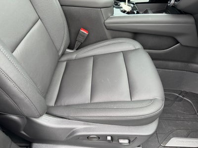 2026 Chevrolet Suburban LT / ADAPTIVE CRUISE / SURROUND VISION / MAX TOW / 2ND ROW BUCKETS