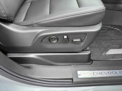 2026 Chevrolet Suburban LT / ADAPTIVE CRUISE / SURROUND VISION / MAX TOW / 2ND ROW BUCKETS