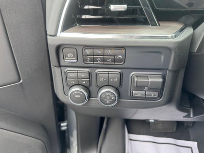 2026 Chevrolet Suburban LT / ADAPTIVE CRUISE / SURROUND VISION / MAX TOW / 2ND ROW BUCKETS