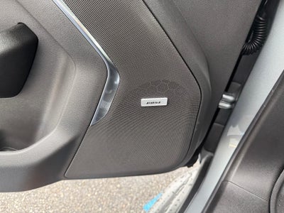 2026 Chevrolet Suburban LT / ADAPTIVE CRUISE / SURROUND VISION / MAX TOW / 2ND ROW BUCKETS