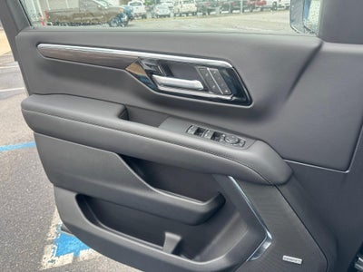 2026 Chevrolet Suburban LT / ADAPTIVE CRUISE / SURROUND VISION / MAX TOW / 2ND ROW BUCKETS