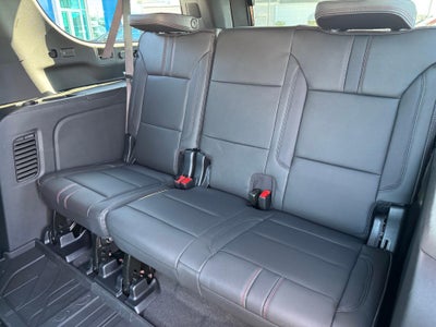 2026 Chevrolet Suburban RST / 5.3 LITER V8 / PANO SUNROOF / MAX TOW / ADAPTIVE CRUISE / SURROUND VISION