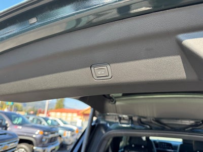 2026 Chevrolet Suburban RST / 5.3 LITER V8 / PANO SUNROOF / MAX TOW / ADAPTIVE CRUISE / SURROUND VISION