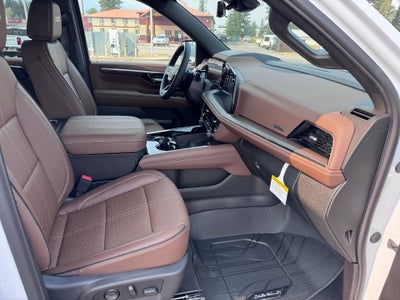 2026 Chevrolet Suburban HIGH COUNTRY / 6.2 LITER V8 / DELUXE PCKG / SUPER CRUISE / PANO SUNROOF / MAX TOW PCKG