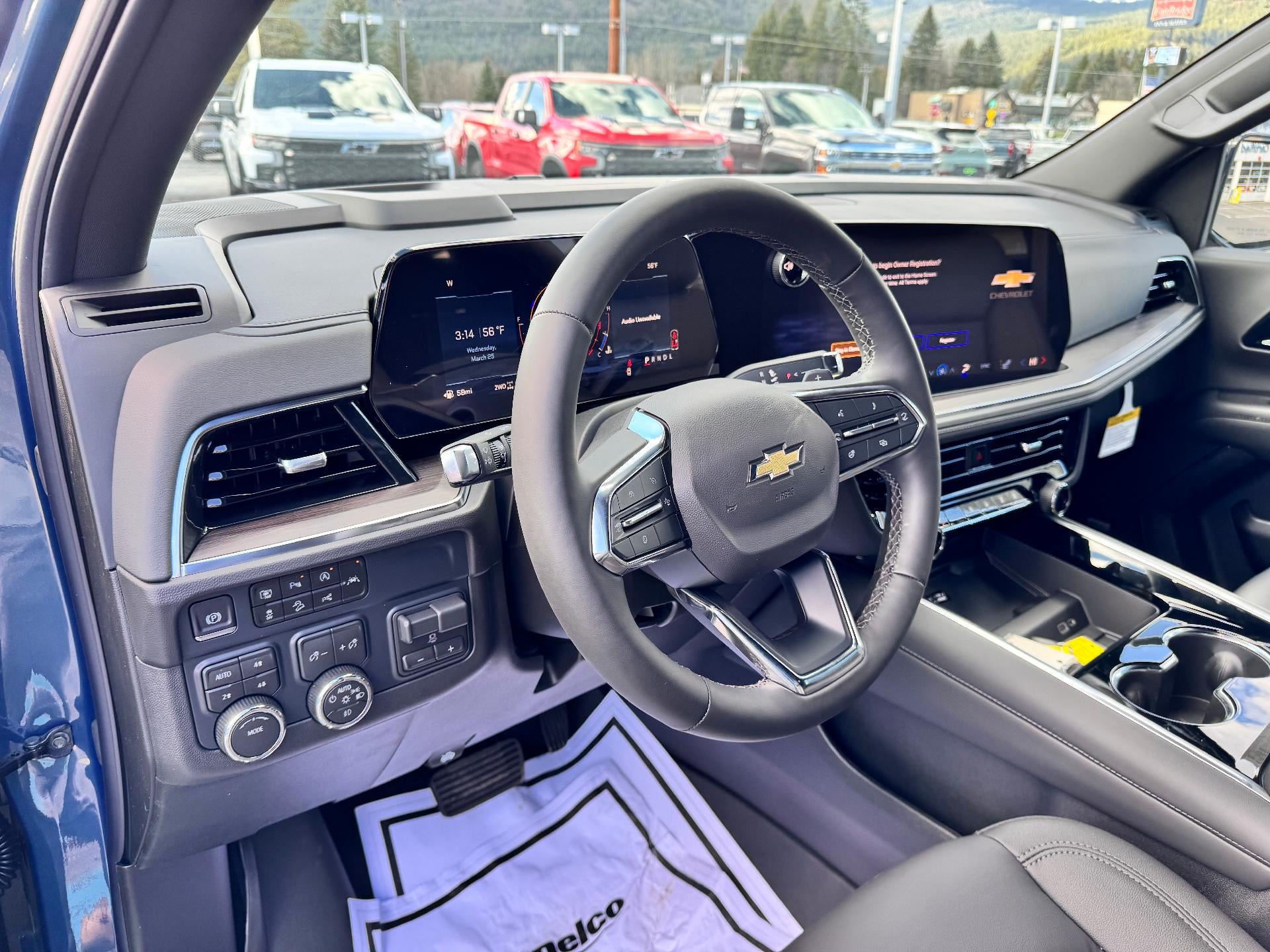 2026 Chevrolet Tahoe LT / 5.3 LITER V8 / MAX TOW PCKG / 2ND ROW BUCKETS / SURROUND VISION / ADAPTIVE CRUISE