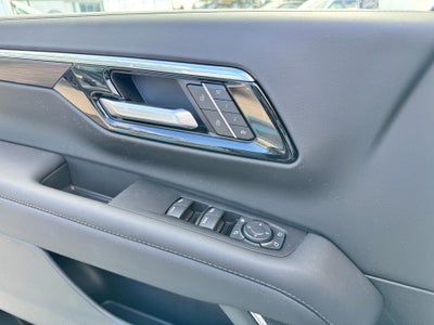 2026 Chevrolet Tahoe LT / 5.3 LITER V8 / MAX TOW PCKG / 2ND ROW BUCKETS / SURROUND VISION / ADAPTIVE CRUISE