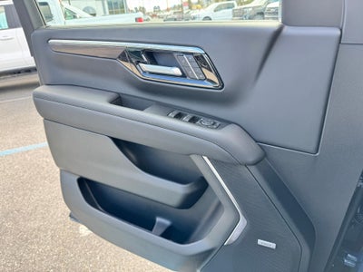 2026 Chevrolet Tahoe LT / 5.3 LITER V8 / MAX TOW PCKG / 2ND ROW BUCKETS / SURROUND VISION / ADAPTIVE CRUISE