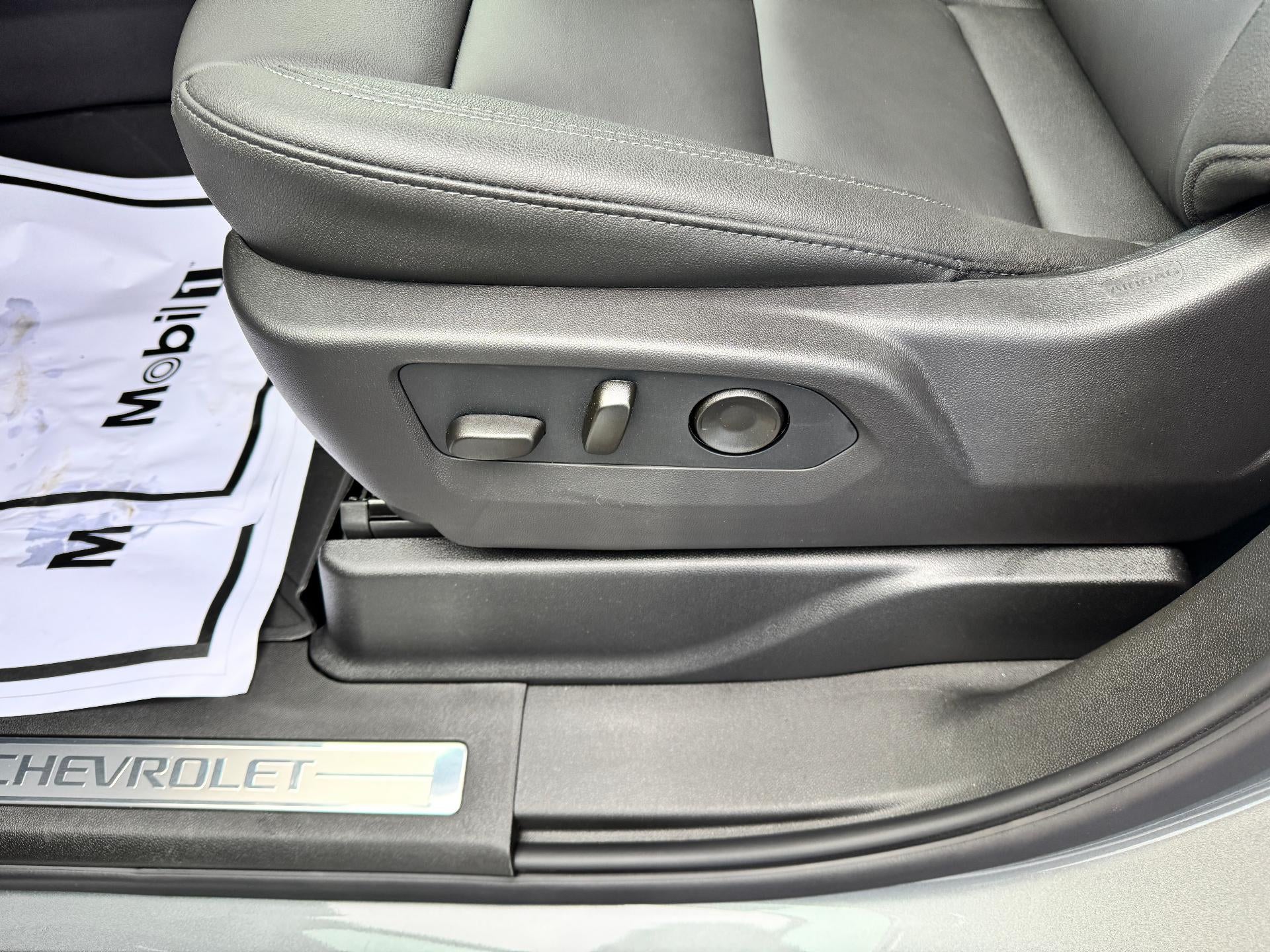 2026 Chevrolet Tahoe LT / 5.3 LITER V8 / ADAPTIVE CRUISE / MAX TOW / BLACK 22" WHEELS