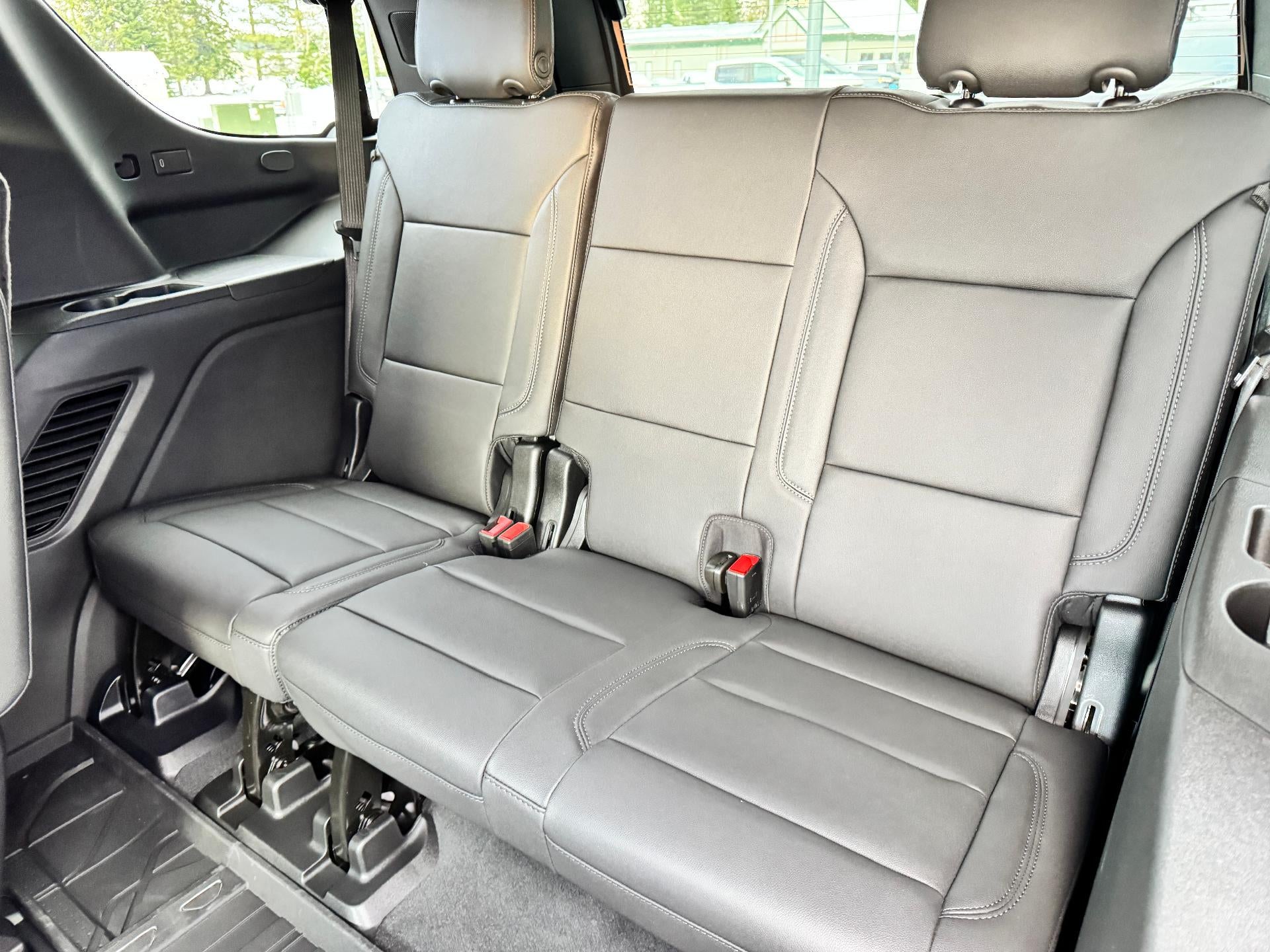 2026 Chevrolet Tahoe LT / 5.3 LITER V8 / ADAPTIVE CRUISE / MAX TOW / BLACK 22" WHEELS