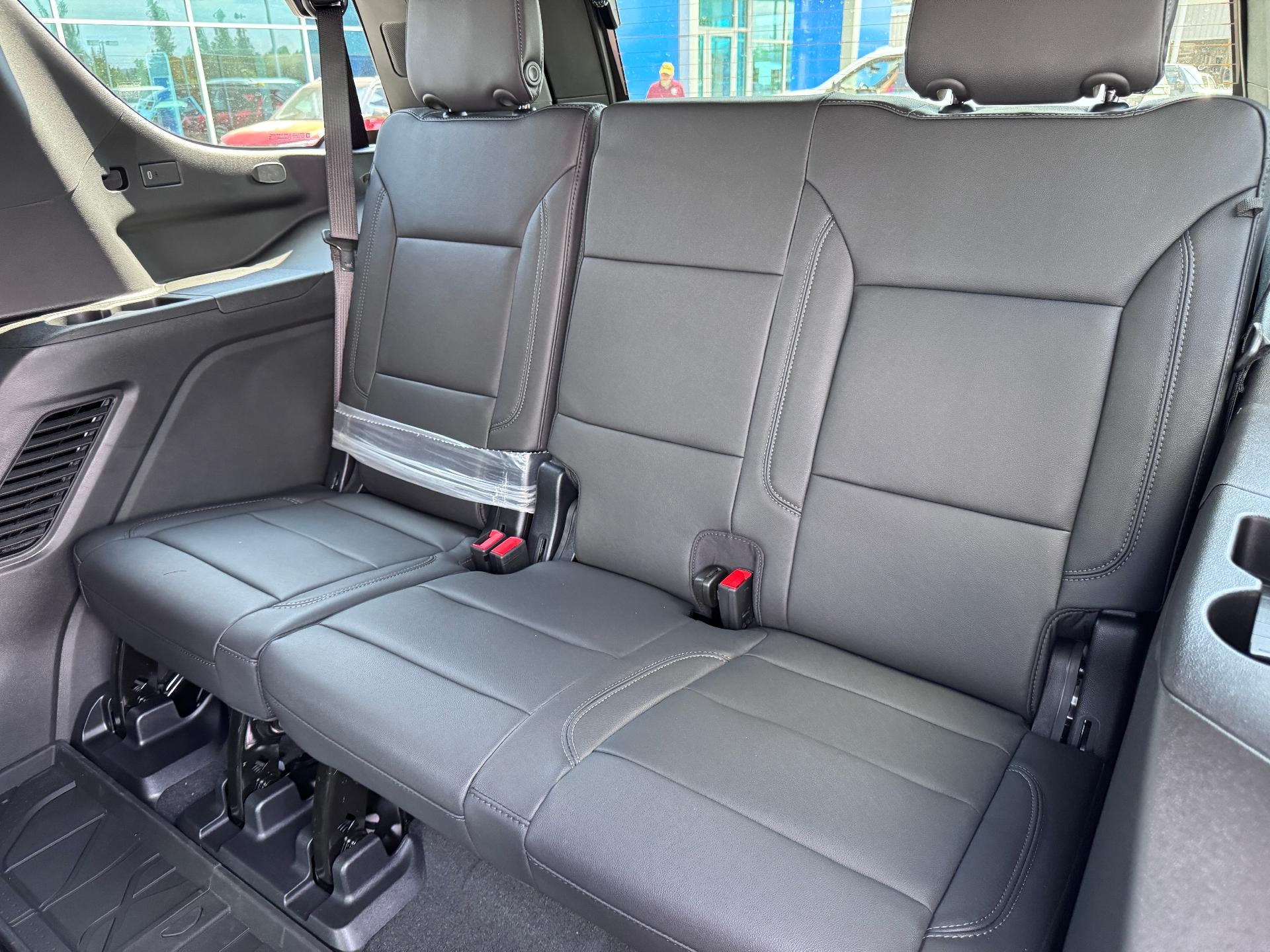 2026 Chevrolet Tahoe Z71 OFF ROAD / 6.2 LITER V8 / ADAPTIVE CRUISE / SURROUND VISION / MAX TOW PCKG