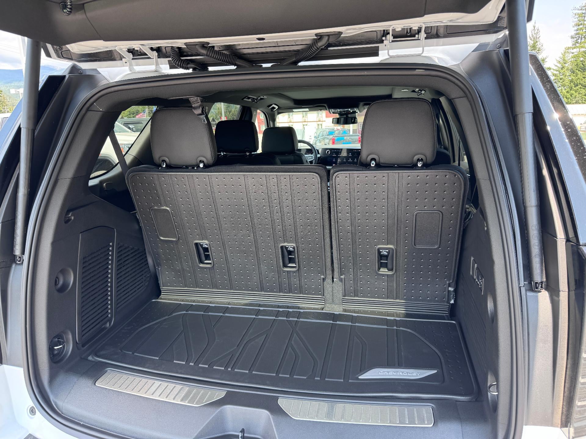 2026 Chevrolet Tahoe Z71 OFF ROAD / 6.2 LITER V8 / ADAPTIVE CRUISE / SURROUND VISION / MAX TOW PCKG