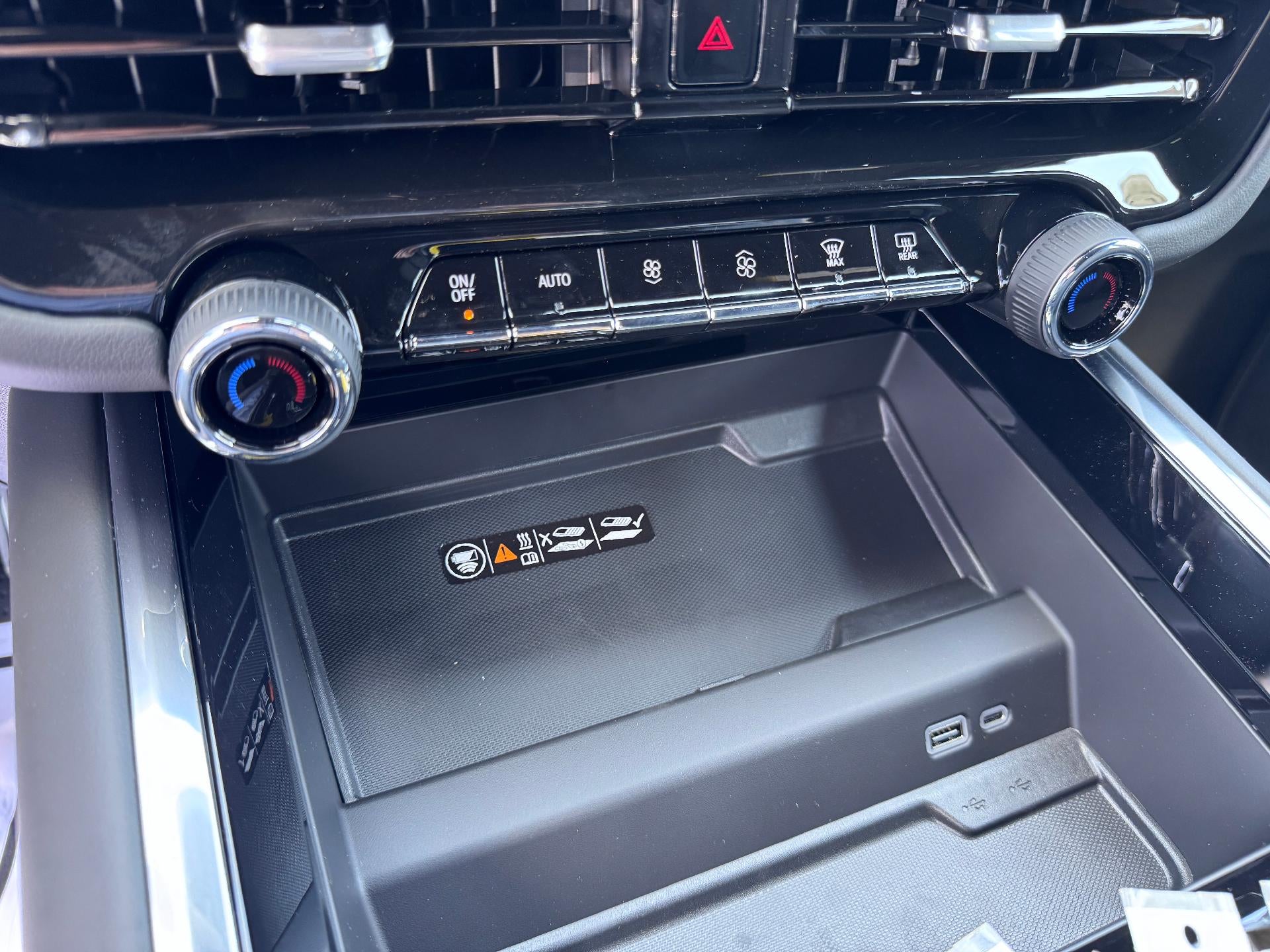 2026 Chevrolet Tahoe Z71 OFF ROAD / 6.2 LITER V8 / ADAPTIVE CRUISE / SURROUND VISION / MAX TOW PCKG