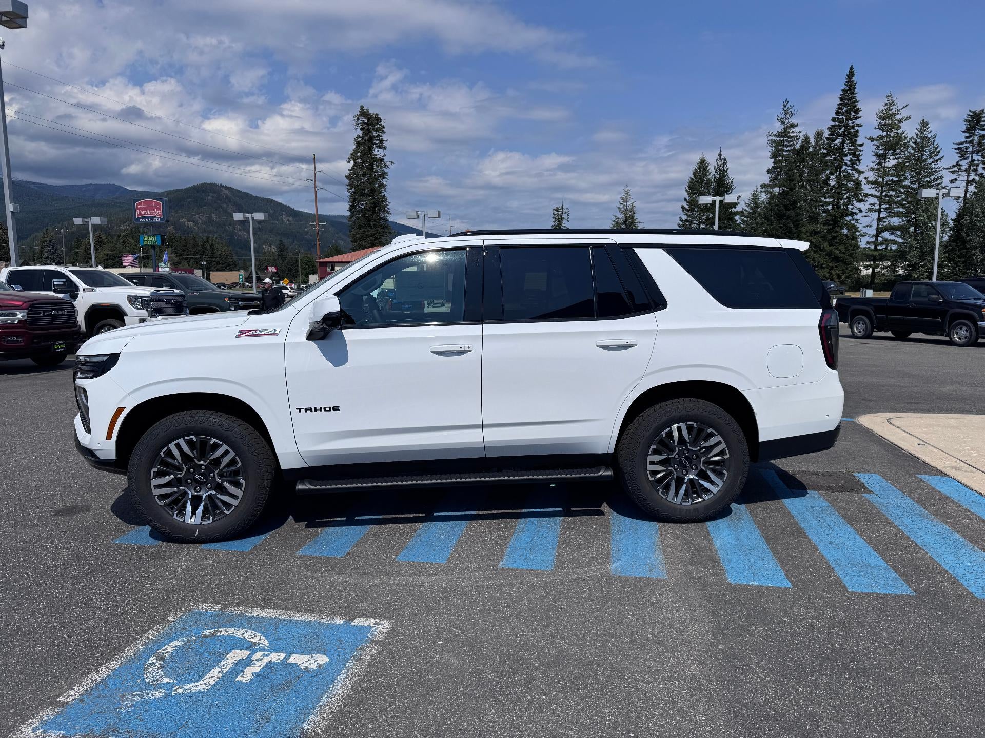 2026 Chevrolet Tahoe Z71 OFF ROAD / 6.2 LITER V8 / ADAPTIVE CRUISE / SURROUND VISION / MAX TOW PCKG