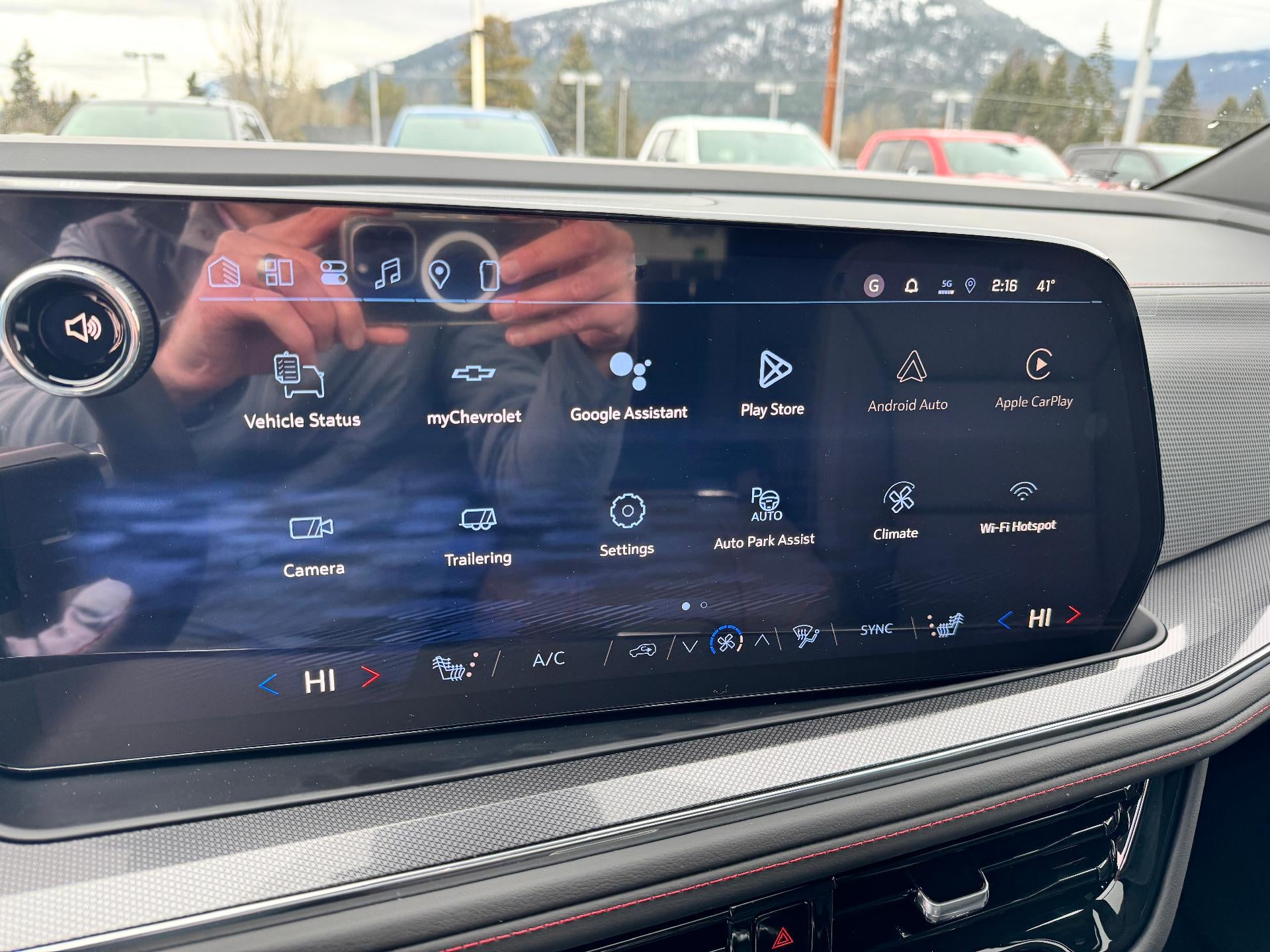 2026 Chevrolet Tahoe RST / 5.3 LITER V8 / PANO SUNROOF / SURROUND VISION / ADAPTIVE CRUISE