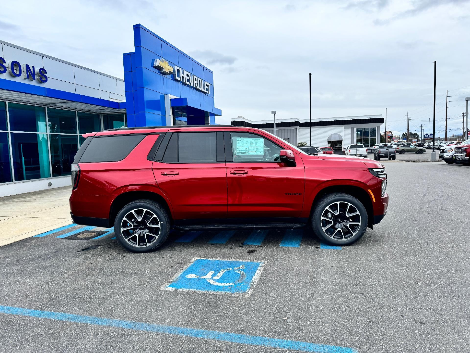2026 Chevrolet Tahoe RST / 5.3 LITER V8 / PANO SUNROOF / SURROUND VISION / ADAPTIVE CRUISE