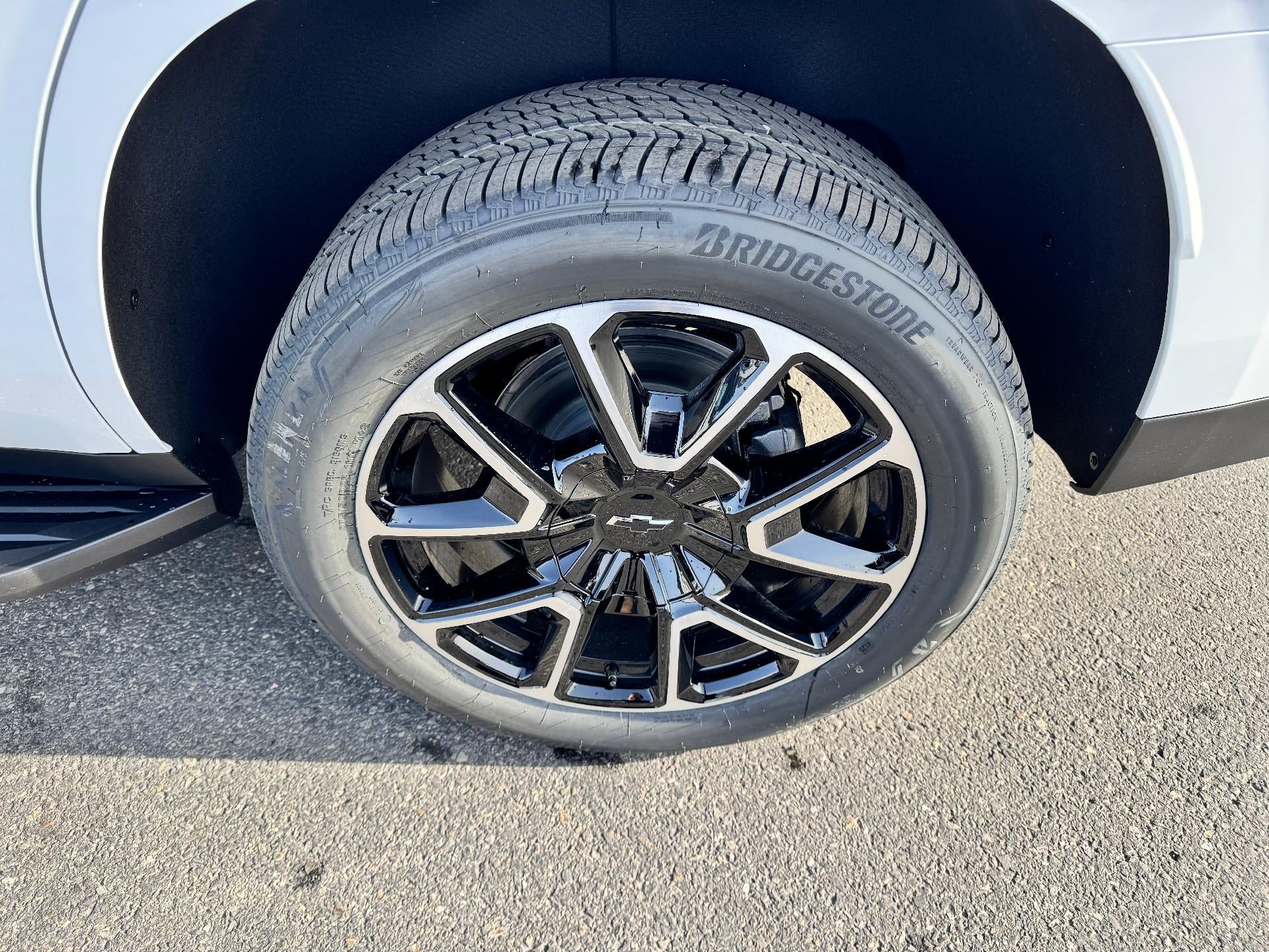 2026 Chevrolet Tahoe RST / 5.3 LITER V8 / PANO SUNROOF / SURROUND VISION / ADAPTIVE CRUISE