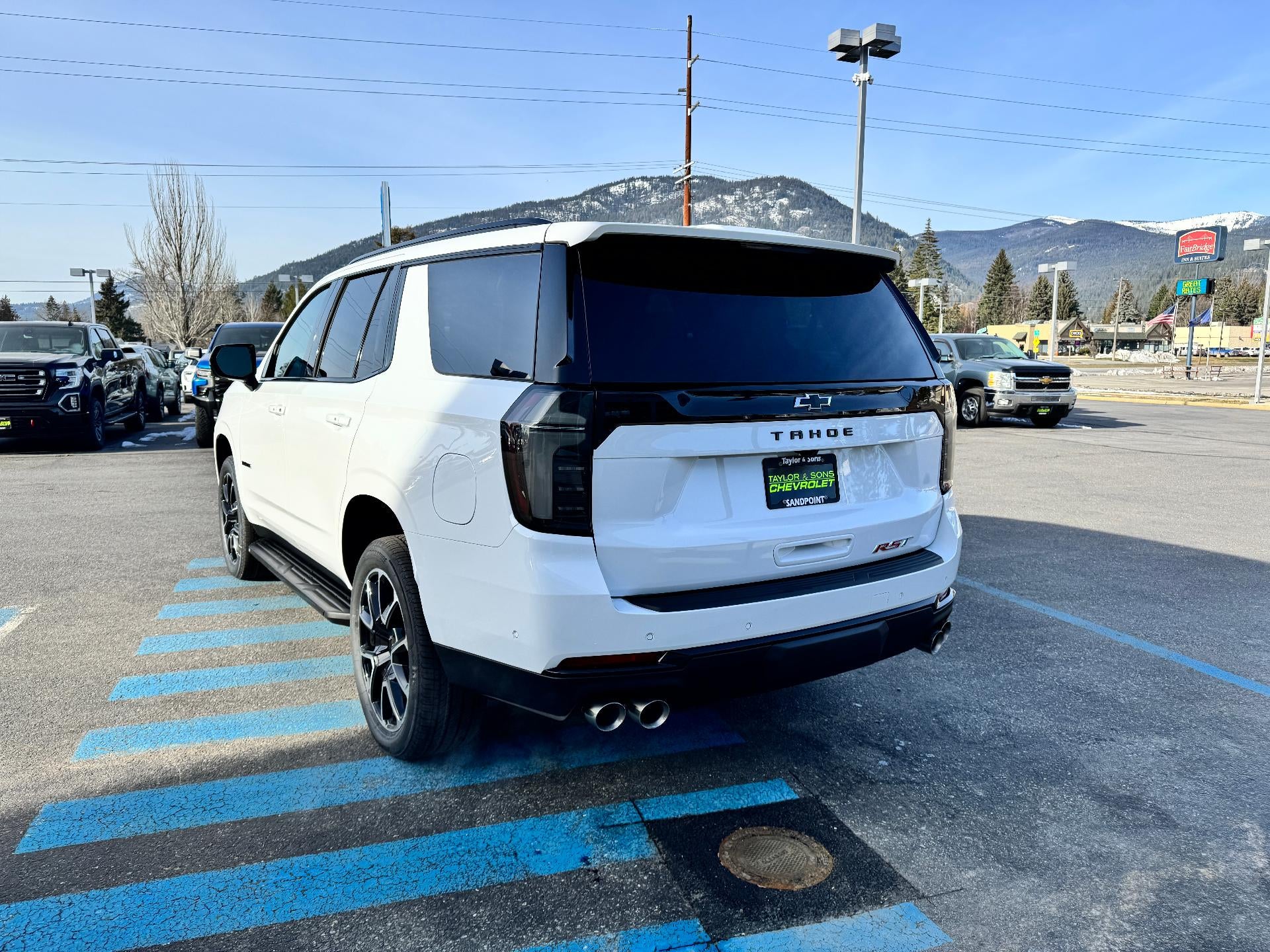 2026 Chevrolet Tahoe RST / 5.3 LITER V8 / PANO SUNROOF / SURROUND VISION / ADAPTIVE CRUISE