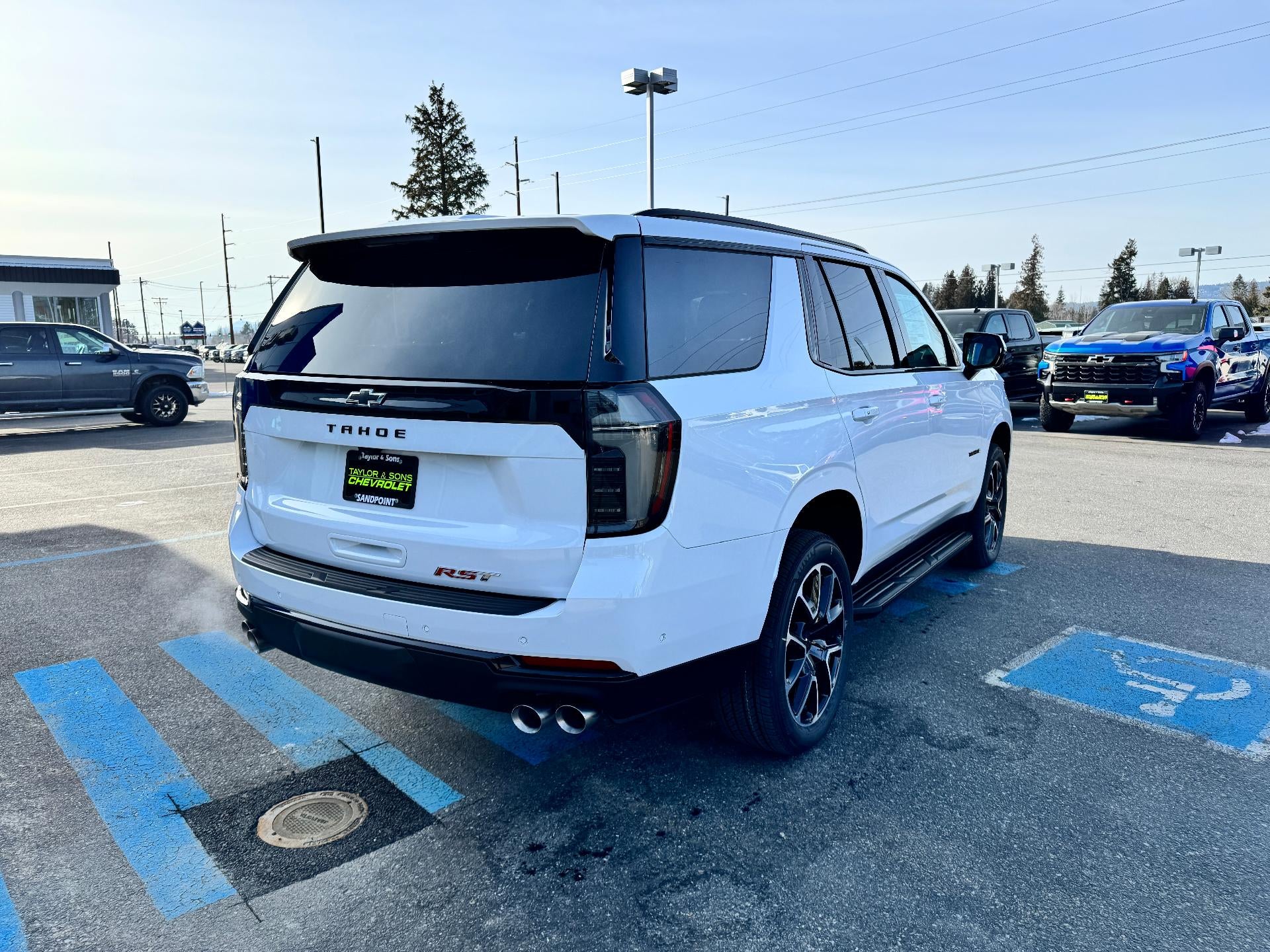 2026 Chevrolet Tahoe RST / 5.3 LITER V8 / PANO SUNROOF / SURROUND VISION / ADAPTIVE CRUISE