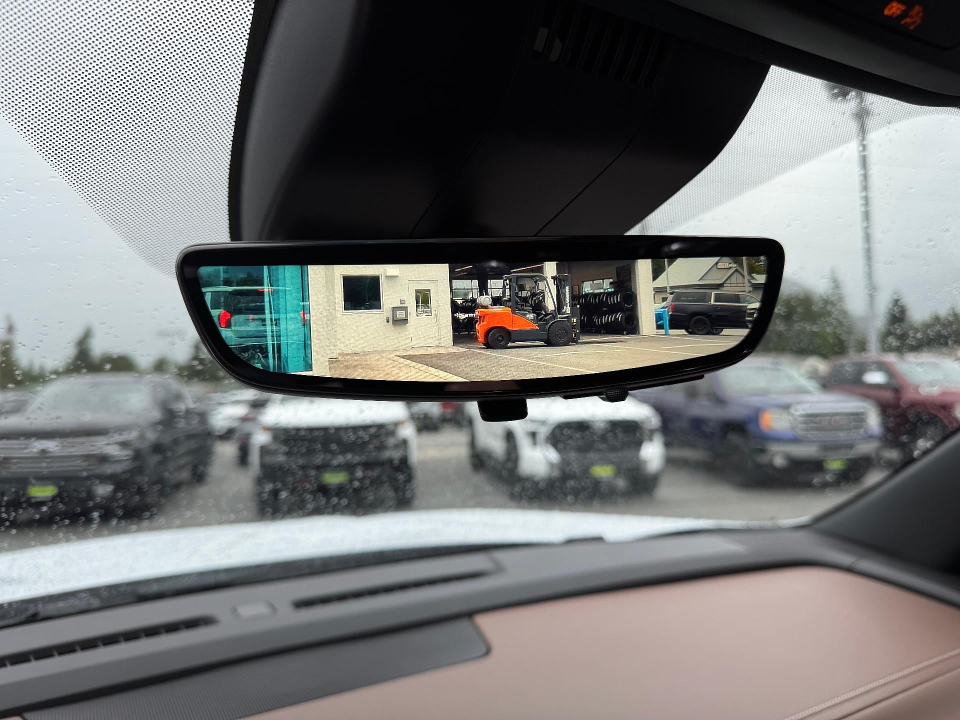 2026 Chevrolet Tahoe HIGH COUNTRY / DMAX DIESEL / DELUXE PCKG / PANO SUNROOF / MAX TOW PCKG