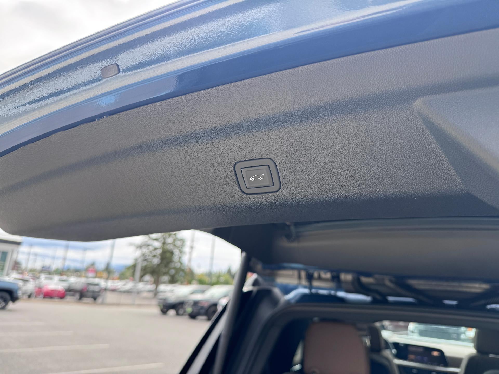 2026 Chevrolet Tahoe HIGH COUNTRY / 6.2 LITER V8 / DELUXE PCKG / PANO SUNROOF / SUPER CRUISE