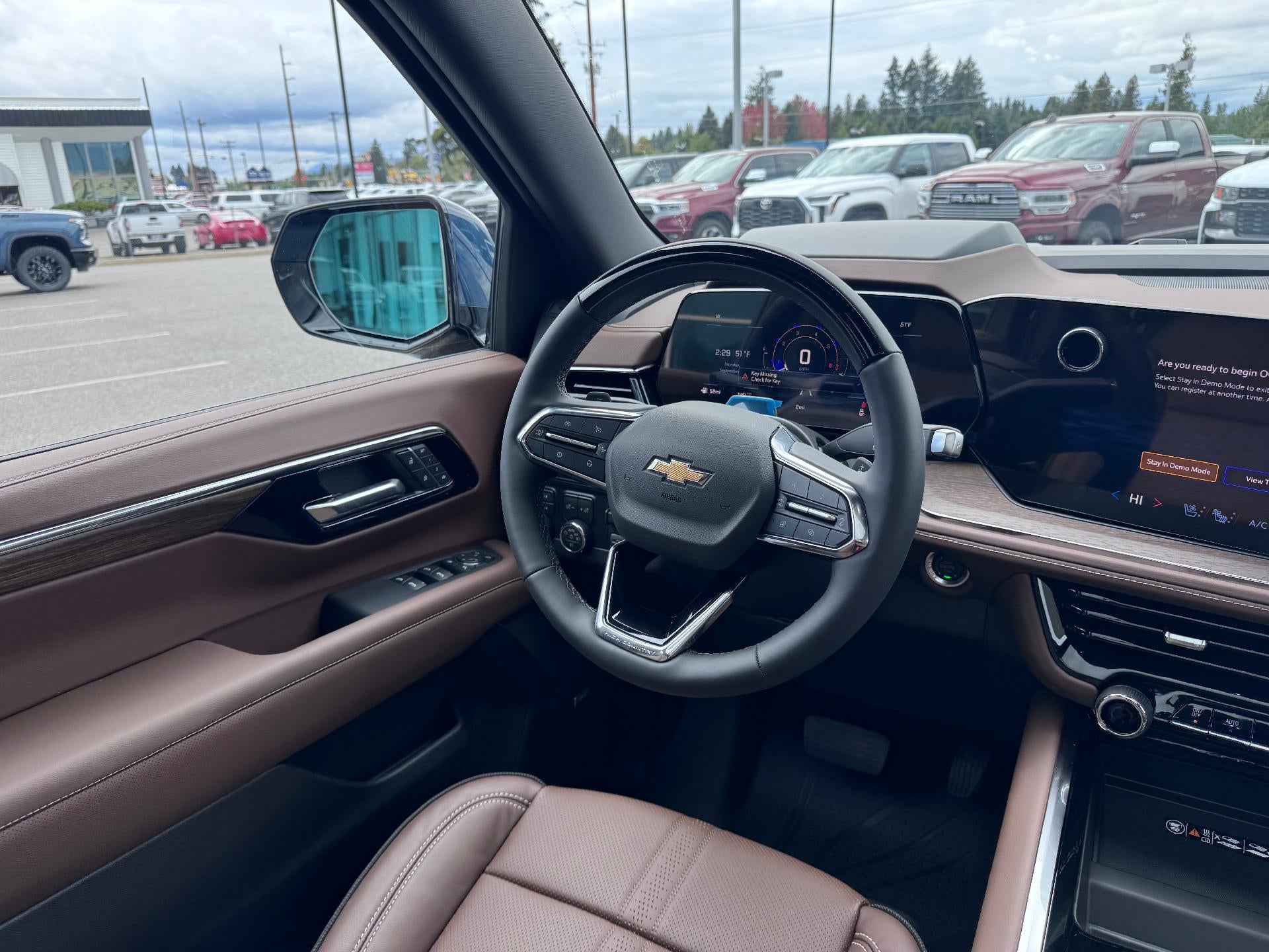 2026 Chevrolet Tahoe HIGH COUNTRY / 6.2 LITER V8 / DELUXE PCKG / PANO SUNROOF / SUPER CRUISE