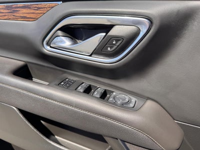 2024 Chevrolet Suburban PREMIER / 6.2 LITER V8 / PREMIUM PCKG / PANO SUNROOF / 1 OWNER / 17K MILES
