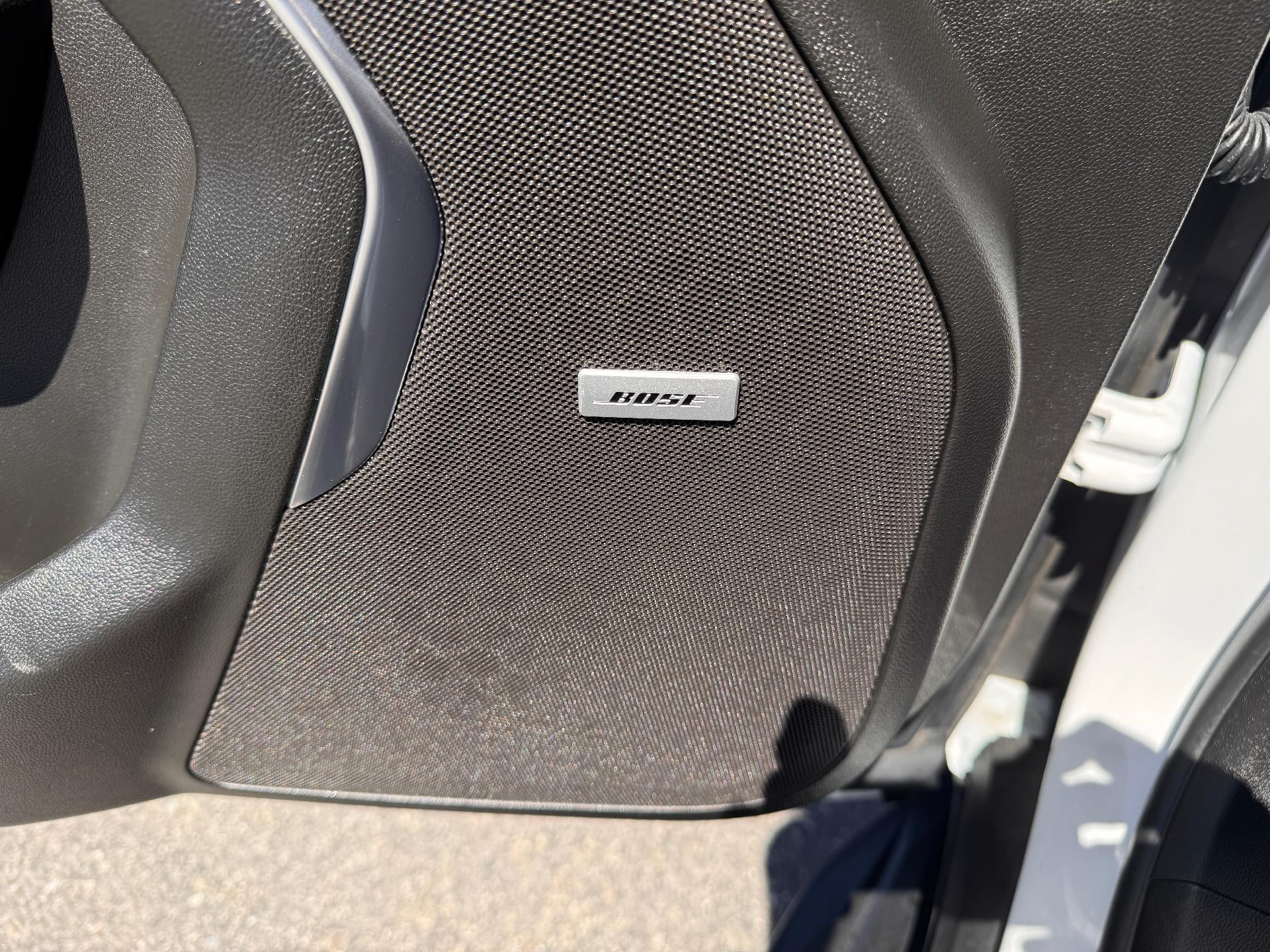 2024 Chevrolet Suburban PREMIER / 6.2 LITER V8 / PREMIUM PCKG / PANO SUNROOF / 1 OWNER / 17K MILES