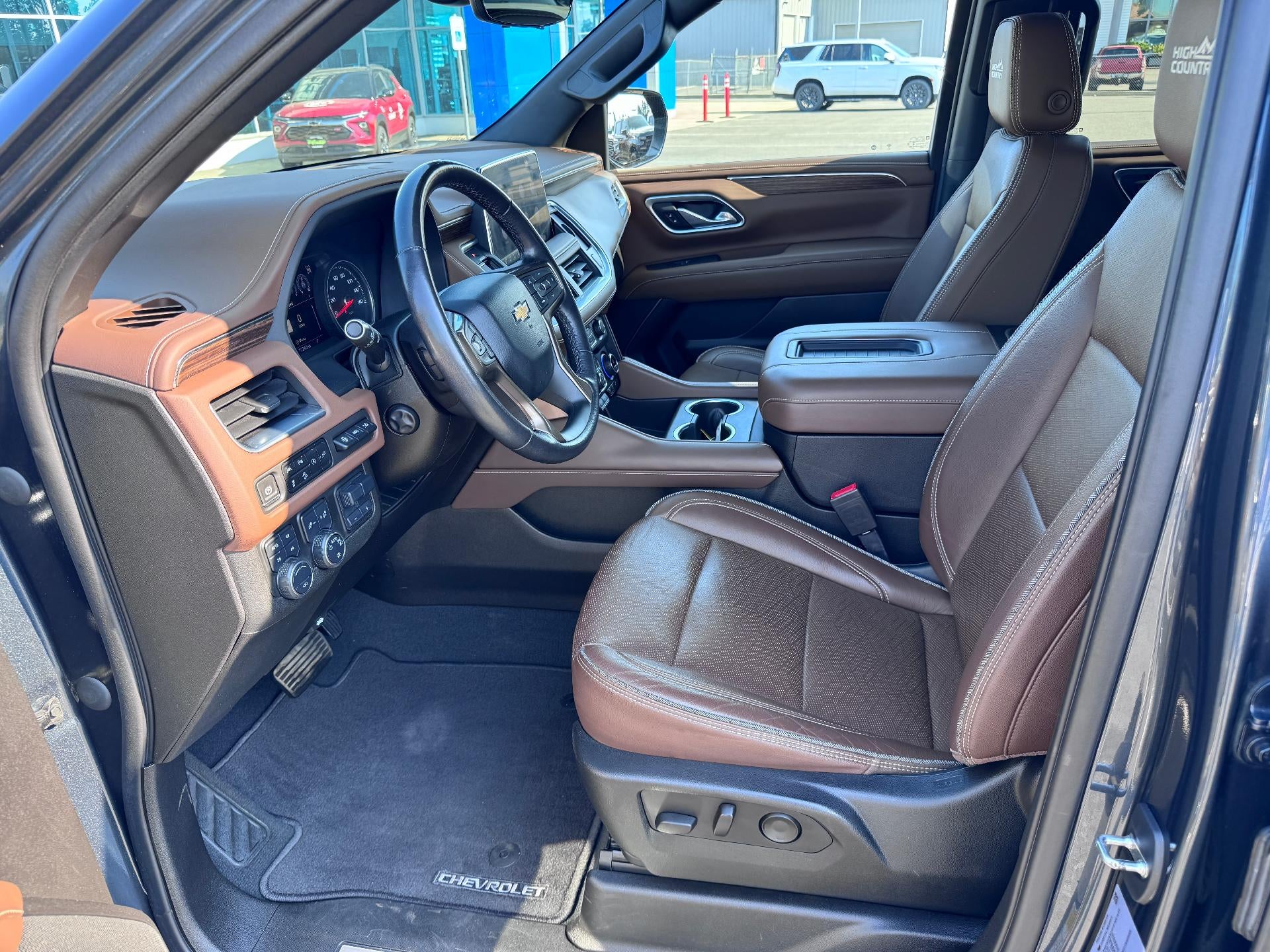 2021 Chevrolet Suburban HIGH COUNTRY / 6.2 LITER V8 / ADAPTIVE CRUISE / MAX TOW PCKG / 1 OWNER TRADE