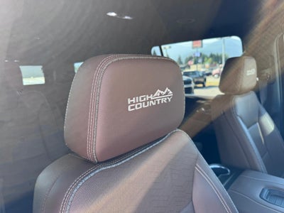 2021 Chevrolet Suburban HIGH COUNTRY / 6.2 LITER V8 / ADAPTIVE CRUISE / MAX TOW PCKG / 1 OWNER TRADE